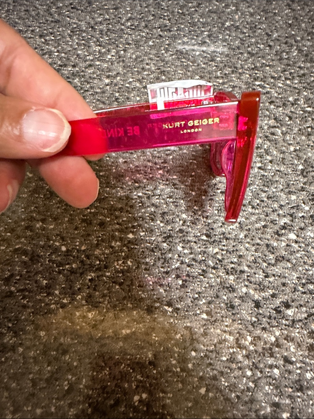 Kurt Geiger barbie Pink Sunglasses and hard case - Picture 3 of 6